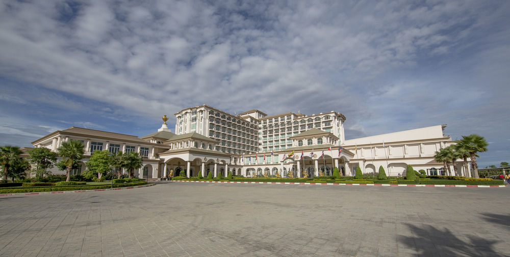 Garden City Hotel Пномпень Экстерьер фото